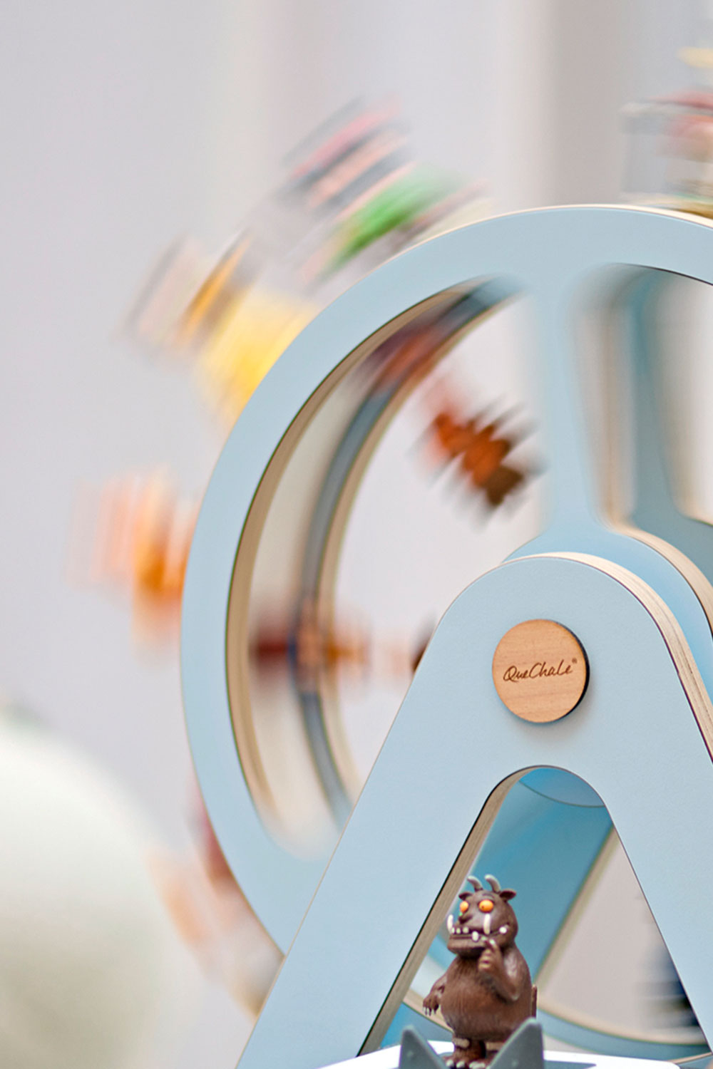 Der extra-starke Magnetring des Glück-auf-Rads piccolo kann bis zu 70 tonie-Figuren aufbewahren